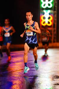 BIB: 97201, 383
                            <button type="button" onclick="openModal(17362302)" class="btn btn-primary btn-sm float-right btn-popup" data-toggle="modal" data-target=".modal-high-quality">
                        <i class="fas fa-shopping-cart"></i> Add to Cart
                    </button>
                                            <button type="button" onclick="isThisMe(17362302, true)" class="btn btn-success btn-sm float-right btn-popup btn-isme hidden" data-toggle="tooltip" data-placement="bottom" title="นี่คือรูปของคุณใช่ไหม คลิกที่นี่เพื่อเอาเข้าอัลบั้ม">
                        <i class="fas fa-plus"></i> Add to album
                    </button>
                    <button type="button" onclick="isThisMe(17362302, false)" class="btn btn-warning btn-sm float-right btn-popup btn-isnotme hidden">
                        <i class="fas fa-ban"></i> Remove from album
                    </button>