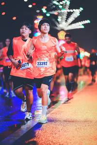 BIB: 4079, 23392
                            <button type="button" onclick="openModal(18222374)" class="btn btn-primary btn-sm float-right btn-popup" data-toggle="modal" data-target=".modal-high-quality">
                        <i class="fas fa-shopping-cart"></i> Add to Cart
                    </button>
                                            <button type="button" onclick="isThisMe(18222374, true)" class="btn btn-success btn-sm float-right btn-popup btn-isme hidden" data-toggle="tooltip" data-placement="bottom" title="นี่คือรูปของคุณใช่ไหม คลิกที่นี่เพื่อเอาเข้าอัลบั้ม">
                        <i class="fas fa-plus"></i> Add to album
                    </button>
                    <button type="button" onclick="isThisMe(18222374, false)" class="btn btn-warning btn-sm float-right btn-popup btn-isnotme hidden">
                        <i class="fas fa-ban"></i> Remove from album
                    </button>