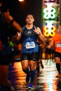 BIB: 42707, 4242, 1818
                            <button type="button" onclick="openModal(17295491)" class="btn btn-primary btn-sm float-right btn-popup" data-toggle="modal" data-target=".modal-high-quality">
                        <i class="fas fa-shopping-cart"></i> Add to Cart
                    </button>
                                            <button type="button" onclick="isThisMe(17295491, true)" class="btn btn-success btn-sm float-right btn-popup btn-isme hidden" data-toggle="tooltip" data-placement="bottom" title="นี่คือรูปของคุณใช่ไหม คลิกที่นี่เพื่อเอาเข้าอัลบั้ม">
                        <i class="fas fa-plus"></i> Add to album
                    </button>
                    <button type="button" onclick="isThisMe(17295491, false)" class="btn btn-warning btn-sm float-right btn-popup btn-isnotme hidden">
                        <i class="fas fa-ban"></i> Remove from album
                    </button>