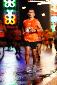 BIB: 2290
                            <button type="button" onclick="openModal(17718110)" class="btn btn-primary btn-sm float-right btn-popup" data-toggle="modal" data-target=".modal-high-quality">
                        <i class="fas fa-shopping-cart"></i> Add to Cart
                    </button>
                                            <button type="button" onclick="isThisMe(17718110, true)" class="btn btn-success btn-sm float-right btn-popup btn-isme hidden" data-toggle="tooltip" data-placement="bottom" title="นี่คือรูปของคุณใช่ไหม คลิกที่นี่เพื่อเอาเข้าอัลบั้ม">
                        <i class="fas fa-plus"></i> Add to album
                    </button>
                    <button type="button" onclick="isThisMe(17718110, false)" class="btn btn-warning btn-sm float-right btn-popup btn-isnotme hidden">
                        <i class="fas fa-ban"></i> Remove from album
                    </button>