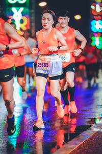 BIB: 1050, 25682
                            <button type="button" onclick="openModal(18188449)" class="btn btn-primary btn-sm float-right btn-popup" data-toggle="modal" data-target=".modal-high-quality">
                        <i class="fas fa-shopping-cart"></i> Add to Cart
                    </button>
                                            <button type="button" onclick="isThisMe(18188449, true)" class="btn btn-success btn-sm float-right btn-popup btn-isme hidden" data-toggle="tooltip" data-placement="bottom" title="นี่คือรูปของคุณใช่ไหม คลิกที่นี่เพื่อเอาเข้าอัลบั้ม">
                        <i class="fas fa-plus"></i> Add to album
                    </button>
                    <button type="button" onclick="isThisMe(18188449, false)" class="btn btn-warning btn-sm float-right btn-popup btn-isnotme hidden">
                        <i class="fas fa-ban"></i> Remove from album
                    </button>