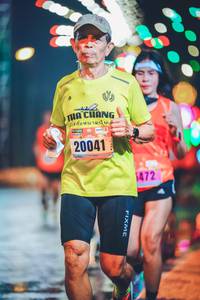 BIB: 20041, 472
                            <button type="button" onclick="openModal(18182296)" class="btn btn-primary btn-sm float-right btn-popup" data-toggle="modal" data-target=".modal-high-quality">
                        <i class="fas fa-shopping-cart"></i> Add to Cart
                    </button>
                                            <button type="button" onclick="isThisMe(18182296, true)" class="btn btn-success btn-sm float-right btn-popup btn-isme hidden" data-toggle="tooltip" data-placement="bottom" title="นี่คือรูปของคุณใช่ไหม คลิกที่นี่เพื่อเอาเข้าอัลบั้ม">
                        <i class="fas fa-plus"></i> Add to album
                    </button>
                    <button type="button" onclick="isThisMe(18182296, false)" class="btn btn-warning btn-sm float-right btn-popup btn-isnotme hidden">
                        <i class="fas fa-ban"></i> Remove from album
                    </button>