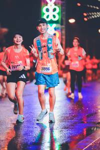 BIB: 261, 20996
                            <button type="button" onclick="openModal(18222365)" class="btn btn-primary btn-sm float-right btn-popup" data-toggle="modal" data-target=".modal-high-quality">
                        <i class="fas fa-shopping-cart"></i> Add to Cart
                    </button>
                                            <button type="button" onclick="isThisMe(18222365, true)" class="btn btn-success btn-sm float-right btn-popup btn-isme hidden" data-toggle="tooltip" data-placement="bottom" title="นี่คือรูปของคุณใช่ไหม คลิกที่นี่เพื่อเอาเข้าอัลบั้ม">
                        <i class="fas fa-plus"></i> Add to album
                    </button>
                    <button type="button" onclick="isThisMe(18222365, false)" class="btn btn-warning btn-sm float-right btn-popup btn-isnotme hidden">
                        <i class="fas fa-ban"></i> Remove from album
                    </button>