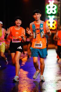 BIB: 26199, 20996
                            <button type="button" onclick="openModal(17723422)" class="btn btn-primary btn-sm float-right btn-popup" data-toggle="modal" data-target=".modal-high-quality">
                        <i class="fas fa-shopping-cart"></i> Add to Cart
                    </button>
                                            <button type="button" onclick="isThisMe(17723422, true)" class="btn btn-success btn-sm float-right btn-popup btn-isme hidden" data-toggle="tooltip" data-placement="bottom" title="นี่คือรูปของคุณใช่ไหม คลิกที่นี่เพื่อเอาเข้าอัลบั้ม">
                        <i class="fas fa-plus"></i> Add to album
                    </button>
                    <button type="button" onclick="isThisMe(17723422, false)" class="btn btn-warning btn-sm float-right btn-popup btn-isnotme hidden">
                        <i class="fas fa-ban"></i> Remove from album
                    </button>