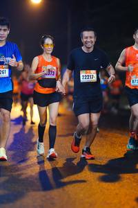 BIB: 202, 261, 073, 872
                            <button type="button" onclick="openModal(17527275)" class="btn btn-primary btn-sm float-right btn-popup" data-toggle="modal" data-target=".modal-high-quality">
                        <i class="fas fa-shopping-cart"></i> Add to Cart
                    </button>
                                            <button type="button" onclick="isThisMe(17527275, true)" class="btn btn-success btn-sm float-right btn-popup btn-isme hidden" data-toggle="tooltip" data-placement="bottom" title="นี่คือรูปของคุณใช่ไหม คลิกที่นี่เพื่อเอาเข้าอัลบั้ม">
                        <i class="fas fa-plus"></i> Add to album
                    </button>
                    <button type="button" onclick="isThisMe(17527275, false)" class="btn btn-warning btn-sm float-right btn-popup btn-isnotme hidden">
                        <i class="fas fa-ban"></i> Remove from album
                    </button>