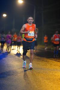 BIB: 213
                            <button type="button" onclick="openModal(17535509)" class="btn btn-primary btn-sm float-right btn-popup" data-toggle="modal" data-target=".modal-high-quality">
                        <i class="fas fa-shopping-cart"></i> Add to Cart
                    </button>
                                            <button type="button" onclick="isThisMe(17535509, true)" class="btn btn-success btn-sm float-right btn-popup btn-isme hidden" data-toggle="tooltip" data-placement="bottom" title="นี่คือรูปของคุณใช่ไหม คลิกที่นี่เพื่อเอาเข้าอัลบั้ม">
                        <i class="fas fa-plus"></i> Add to album
                    </button>
                    <button type="button" onclick="isThisMe(17535509, false)" class="btn btn-warning btn-sm float-right btn-popup btn-isnotme hidden">
                        <i class="fas fa-ban"></i> Remove from album
                    </button>