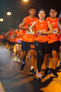 BIB: 136, 227
                            <button type="button" onclick="openModal(17550003)" class="btn btn-primary btn-sm float-right btn-popup" data-toggle="modal" data-target=".modal-high-quality">
                        <i class="fas fa-shopping-cart"></i> Add to Cart
                    </button>
                                            <button type="button" onclick="isThisMe(17550003, true)" class="btn btn-success btn-sm float-right btn-popup btn-isme hidden" data-toggle="tooltip" data-placement="bottom" title="นี่คือรูปของคุณใช่ไหม คลิกที่นี่เพื่อเอาเข้าอัลบั้ม">
                        <i class="fas fa-plus"></i> Add to album
                    </button>
                    <button type="button" onclick="isThisMe(17550003, false)" class="btn btn-warning btn-sm float-right btn-popup btn-isnotme hidden">
                        <i class="fas fa-ban"></i> Remove from album
                    </button>