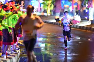 BIB: 4017
                            <button type="button" onclick="openModal(17429550)" class="btn btn-primary btn-sm float-right btn-popup" data-toggle="modal" data-target=".modal-high-quality">
                        <i class="fas fa-shopping-cart"></i> Add to Cart
                    </button>
                                            <button type="button" onclick="isThisMe(17429550, true)" class="btn btn-success btn-sm float-right btn-popup btn-isme hidden" data-toggle="tooltip" data-placement="bottom" title="นี่คือรูปของคุณใช่ไหม คลิกที่นี่เพื่อเอาเข้าอัลบั้ม">
                        <i class="fas fa-plus"></i> Add to album
                    </button>
                    <button type="button" onclick="isThisMe(17429550, false)" class="btn btn-warning btn-sm float-right btn-popup btn-isnotme hidden">
                        <i class="fas fa-ban"></i> Remove from album
                    </button>