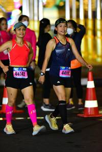 BIB: 44142, 44111
                            <button type="button" onclick="openModal(17757712)" class="btn btn-primary btn-sm float-right btn-popup" data-toggle="modal" data-target=".modal-high-quality">
                        <i class="fas fa-shopping-cart"></i> Add to Cart
                    </button>
                                            <button type="button" onclick="isThisMe(17757712, true)" class="btn btn-success btn-sm float-right btn-popup btn-isme hidden" data-toggle="tooltip" data-placement="bottom" title="นี่คือรูปของคุณใช่ไหม คลิกที่นี่เพื่อเอาเข้าอัลบั้ม">
                        <i class="fas fa-plus"></i> Add to album
                    </button>
                    <button type="button" onclick="isThisMe(17757712, false)" class="btn btn-warning btn-sm float-right btn-popup btn-isnotme hidden">
                        <i class="fas fa-ban"></i> Remove from album
                    </button>