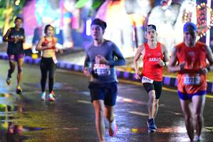 BIB: 2207, 0215
                            <button type="button" onclick="openModal(17504552)" class="btn btn-primary btn-sm float-right btn-popup" data-toggle="modal" data-target=".modal-high-quality">
                        <i class="fas fa-shopping-cart"></i> Add to Cart
                    </button>
                                            <button type="button" onclick="isThisMe(17504552, true)" class="btn btn-success btn-sm float-right btn-popup btn-isme hidden" data-toggle="tooltip" data-placement="bottom" title="นี่คือรูปของคุณใช่ไหม คลิกที่นี่เพื่อเอาเข้าอัลบั้ม">
                        <i class="fas fa-plus"></i> Add to album
                    </button>
                    <button type="button" onclick="isThisMe(17504552, false)" class="btn btn-warning btn-sm float-right btn-popup btn-isnotme hidden">
                        <i class="fas fa-ban"></i> Remove from album
                    </button>