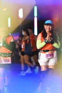 BIB: 27612, 23055
                            <button type="button" onclick="openModal(17655270)" class="btn btn-primary btn-sm float-right btn-popup" data-toggle="modal" data-target=".modal-high-quality">
                        <i class="fas fa-shopping-cart"></i> Add to Cart
                    </button>
                                            <button type="button" onclick="isThisMe(17655270, true)" class="btn btn-success btn-sm float-right btn-popup btn-isme hidden" data-toggle="tooltip" data-placement="bottom" title="นี่คือรูปของคุณใช่ไหม คลิกที่นี่เพื่อเอาเข้าอัลบั้ม">
                        <i class="fas fa-plus"></i> Add to album
                    </button>
                    <button type="button" onclick="isThisMe(17655270, false)" class="btn btn-warning btn-sm float-right btn-popup btn-isnotme hidden">
                        <i class="fas fa-ban"></i> Remove from album
                    </button>