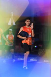 BIB: 290
                            <button type="button" onclick="openModal(17652727)" class="btn btn-primary btn-sm float-right btn-popup" data-toggle="modal" data-target=".modal-high-quality">
                        <i class="fas fa-shopping-cart"></i> Add to Cart
                    </button>
                                            <button type="button" onclick="isThisMe(17652727, true)" class="btn btn-success btn-sm float-right btn-popup btn-isme hidden" data-toggle="tooltip" data-placement="bottom" title="นี่คือรูปของคุณใช่ไหม คลิกที่นี่เพื่อเอาเข้าอัลบั้ม">
                        <i class="fas fa-plus"></i> Add to album
                    </button>
                    <button type="button" onclick="isThisMe(17652727, false)" class="btn btn-warning btn-sm float-right btn-popup btn-isnotme hidden">
                        <i class="fas fa-ban"></i> Remove from album
                    </button>