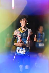 BIB: 0220
                            <button type="button" onclick="openModal(17646296)" class="btn btn-primary btn-sm float-right btn-popup" data-toggle="modal" data-target=".modal-high-quality">
                        <i class="fas fa-shopping-cart"></i> Add to Cart
                    </button>
                                            <button type="button" onclick="isThisMe(17646296, true)" class="btn btn-success btn-sm float-right btn-popup btn-isme hidden" data-toggle="tooltip" data-placement="bottom" title="นี่คือรูปของคุณใช่ไหม คลิกที่นี่เพื่อเอาเข้าอัลบั้ม">
                        <i class="fas fa-plus"></i> Add to album
                    </button>
                    <button type="button" onclick="isThisMe(17646296, false)" class="btn btn-warning btn-sm float-right btn-popup btn-isnotme hidden">
                        <i class="fas fa-ban"></i> Remove from album
                    </button>