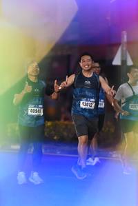 BIB: 4117, 43012, 40941
                            <button type="button" onclick="openModal(17655686)" class="btn btn-primary btn-sm float-right btn-popup" data-toggle="modal" data-target=".modal-high-quality">
                        <i class="fas fa-shopping-cart"></i> Add to Cart
                    </button>
                                            <button type="button" onclick="isThisMe(17655686, true)" class="btn btn-success btn-sm float-right btn-popup btn-isme hidden" data-toggle="tooltip" data-placement="bottom" title="นี่คือรูปของคุณใช่ไหม คลิกที่นี่เพื่อเอาเข้าอัลบั้ม">
                        <i class="fas fa-plus"></i> Add to album
                    </button>
                    <button type="button" onclick="isThisMe(17655686, false)" class="btn btn-warning btn-sm float-right btn-popup btn-isnotme hidden">
                        <i class="fas fa-ban"></i> Remove from album
                    </button>