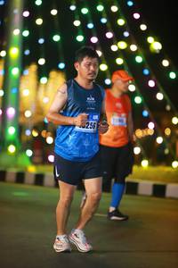 BIB: 256
                            <button type="button" onclick="openModal(16590210)" class="btn btn-primary btn-sm float-right btn-popup" data-toggle="modal" data-target=".modal-high-quality">
                        <i class="fas fa-shopping-cart"></i> Add to Cart
                    </button>
                                            <button type="button" onclick="isThisMe(16590210, true)" class="btn btn-success btn-sm float-right btn-popup btn-isme hidden" data-toggle="tooltip" data-placement="bottom" title="นี่คือรูปของคุณใช่ไหม คลิกที่นี่เพื่อเอาเข้าอัลบั้ม">
                        <i class="fas fa-plus"></i> Add to album
                    </button>
                    <button type="button" onclick="isThisMe(16590210, false)" class="btn btn-warning btn-sm float-right btn-popup btn-isnotme hidden">
                        <i class="fas fa-ban"></i> Remove from album
                    </button>