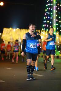 BIB: 415, 010, 087
                            <button type="button" onclick="openModal(16547541)" class="btn btn-primary btn-sm float-right btn-popup" data-toggle="modal" data-target=".modal-high-quality">
                        <i class="fas fa-shopping-cart"></i> Add to Cart
                    </button>
                                            <button type="button" onclick="isThisMe(16547541, true)" class="btn btn-success btn-sm float-right btn-popup btn-isme hidden" data-toggle="tooltip" data-placement="bottom" title="นี่คือรูปของคุณใช่ไหม คลิกที่นี่เพื่อเอาเข้าอัลบั้ม">
                        <i class="fas fa-plus"></i> Add to album
                    </button>
                    <button type="button" onclick="isThisMe(16547541, false)" class="btn btn-warning btn-sm float-right btn-popup btn-isnotme hidden">
                        <i class="fas fa-ban"></i> Remove from album
                    </button>