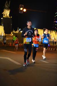 BIB: 4075, 42248
                            <button type="button" onclick="openModal(16554039)" class="btn btn-primary btn-sm float-right btn-popup" data-toggle="modal" data-target=".modal-high-quality">
                        <i class="fas fa-shopping-cart"></i> Add to Cart
                    </button>
                                            <button type="button" onclick="isThisMe(16554039, true)" class="btn btn-success btn-sm float-right btn-popup btn-isme hidden" data-toggle="tooltip" data-placement="bottom" title="นี่คือรูปของคุณใช่ไหม คลิกที่นี่เพื่อเอาเข้าอัลบั้ม">
                        <i class="fas fa-plus"></i> Add to album
                    </button>
                    <button type="button" onclick="isThisMe(16554039, false)" class="btn btn-warning btn-sm float-right btn-popup btn-isnotme hidden">
                        <i class="fas fa-ban"></i> Remove from album
                    </button>