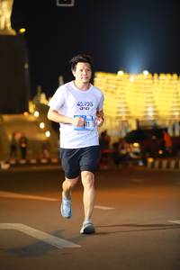 BIB: 42195
                            <button type="button" onclick="openModal(16749445)" class="btn btn-primary btn-sm float-right btn-popup" data-toggle="modal" data-target=".modal-high-quality">
                        <i class="fas fa-shopping-cart"></i> Add to Cart
                    </button>
                                            <button type="button" onclick="isThisMe(16749445, true)" class="btn btn-success btn-sm float-right btn-popup btn-isme hidden" data-toggle="tooltip" data-placement="bottom" title="นี่คือรูปของคุณใช่ไหม คลิกที่นี่เพื่อเอาเข้าอัลบั้ม">
                        <i class="fas fa-plus"></i> Add to album
                    </button>
                    <button type="button" onclick="isThisMe(16749445, false)" class="btn btn-warning btn-sm float-right btn-popup btn-isnotme hidden">
                        <i class="fas fa-ban"></i> Remove from album
                    </button>