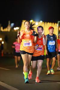 BIB: 27197, 41999, 094
                            <button type="button" onclick="openModal(16541520)" class="btn btn-primary btn-sm float-right btn-popup" data-toggle="modal" data-target=".modal-high-quality">
                        <i class="fas fa-shopping-cart"></i> Add to Cart
                    </button>
                                            <button type="button" onclick="isThisMe(16541520, true)" class="btn btn-success btn-sm float-right btn-popup btn-isme hidden" data-toggle="tooltip" data-placement="bottom" title="นี่คือรูปของคุณใช่ไหม คลิกที่นี่เพื่อเอาเข้าอัลบั้ม">
                        <i class="fas fa-plus"></i> Add to album
                    </button>
                    <button type="button" onclick="isThisMe(16541520, false)" class="btn btn-warning btn-sm float-right btn-popup btn-isnotme hidden">
                        <i class="fas fa-ban"></i> Remove from album
                    </button>