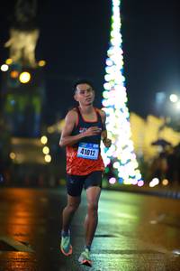 BIB: 41012
                            <button type="button" onclick="openModal(16178858)" class="btn btn-primary btn-sm float-right btn-popup" data-toggle="modal" data-target=".modal-high-quality">
                        <i class="fas fa-shopping-cart"></i> Add to Cart
                    </button>
                                            <button type="button" onclick="isThisMe(16178858, true)" class="btn btn-success btn-sm float-right btn-popup btn-isme hidden" data-toggle="tooltip" data-placement="bottom" title="นี่คือรูปของคุณใช่ไหม คลิกที่นี่เพื่อเอาเข้าอัลบั้ม">
                        <i class="fas fa-plus"></i> Add to album
                    </button>
                    <button type="button" onclick="isThisMe(16178858, false)" class="btn btn-warning btn-sm float-right btn-popup btn-isnotme hidden">
                        <i class="fas fa-ban"></i> Remove from album
                    </button>