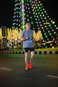BIB: 41025
                            <button type="button" onclick="openModal(16704919)" class="btn btn-primary btn-sm float-right btn-popup" data-toggle="modal" data-target=".modal-high-quality">
                        <i class="fas fa-shopping-cart"></i> Add to Cart
                    </button>
                                            <button type="button" onclick="isThisMe(16704919, true)" class="btn btn-success btn-sm float-right btn-popup btn-isme hidden" data-toggle="tooltip" data-placement="bottom" title="นี่คือรูปของคุณใช่ไหม คลิกที่นี่เพื่อเอาเข้าอัลบั้ม">
                        <i class="fas fa-plus"></i> Add to album
                    </button>
                    <button type="button" onclick="isThisMe(16704919, false)" class="btn btn-warning btn-sm float-right btn-popup btn-isnotme hidden">
                        <i class="fas fa-ban"></i> Remove from album
                    </button>