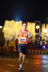 BIB: 0198
                            <button type="button" onclick="openModal(16182027)" class="btn btn-primary btn-sm float-right btn-popup" data-toggle="modal" data-target=".modal-high-quality">
                        <i class="fas fa-shopping-cart"></i> Add to Cart
                    </button>
                                            <button type="button" onclick="isThisMe(16182027, true)" class="btn btn-success btn-sm float-right btn-popup btn-isme hidden" data-toggle="tooltip" data-placement="bottom" title="นี่คือรูปของคุณใช่ไหม คลิกที่นี่เพื่อเอาเข้าอัลบั้ม">
                        <i class="fas fa-plus"></i> Add to album
                    </button>
                    <button type="button" onclick="isThisMe(16182027, false)" class="btn btn-warning btn-sm float-right btn-popup btn-isnotme hidden">
                        <i class="fas fa-ban"></i> Remove from album
                    </button>