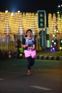 BIB: 26335
                            <button type="button" onclick="openModal(16629020)" class="btn btn-primary btn-sm float-right btn-popup" data-toggle="modal" data-target=".modal-high-quality">
                        <i class="fas fa-shopping-cart"></i> Add to Cart
                    </button>
                                            <button type="button" onclick="isThisMe(16629020, true)" class="btn btn-success btn-sm float-right btn-popup btn-isme hidden" data-toggle="tooltip" data-placement="bottom" title="นี่คือรูปของคุณใช่ไหม คลิกที่นี่เพื่อเอาเข้าอัลบั้ม">
                        <i class="fas fa-plus"></i> Add to album
                    </button>
                    <button type="button" onclick="isThisMe(16629020, false)" class="btn btn-warning btn-sm float-right btn-popup btn-isnotme hidden">
                        <i class="fas fa-ban"></i> Remove from album
                    </button>