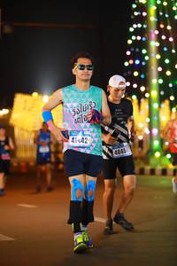 BIB: 4142, 4045
                            <button type="button" onclick="openModal(16640591)" class="btn btn-primary btn-sm float-right btn-popup" data-toggle="modal" data-target=".modal-high-quality">
                        <i class="fas fa-shopping-cart"></i> Add to Cart
                    </button>
                                            <button type="button" onclick="isThisMe(16640591, true)" class="btn btn-success btn-sm float-right btn-popup btn-isme hidden" data-toggle="tooltip" data-placement="bottom" title="นี่คือรูปของคุณใช่ไหม คลิกที่นี่เพื่อเอาเข้าอัลบั้ม">
                        <i class="fas fa-plus"></i> Add to album
                    </button>
                    <button type="button" onclick="isThisMe(16640591, false)" class="btn btn-warning btn-sm float-right btn-popup btn-isnotme hidden">
                        <i class="fas fa-ban"></i> Remove from album
                    </button>