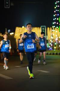 BIB: 41023
                            <button type="button" onclick="openModal(16631778)" class="btn btn-primary btn-sm float-right btn-popup" data-toggle="modal" data-target=".modal-high-quality">
                        <i class="fas fa-shopping-cart"></i> Add to Cart
                    </button>
                                            <button type="button" onclick="isThisMe(16631778, true)" class="btn btn-success btn-sm float-right btn-popup btn-isme hidden" data-toggle="tooltip" data-placement="bottom" title="นี่คือรูปของคุณใช่ไหม คลิกที่นี่เพื่อเอาเข้าอัลบั้ม">
                        <i class="fas fa-plus"></i> Add to album
                    </button>
                    <button type="button" onclick="isThisMe(16631778, false)" class="btn btn-warning btn-sm float-right btn-popup btn-isnotme hidden">
                        <i class="fas fa-ban"></i> Remove from album
                    </button>