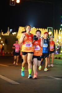 BIB: 27197, 41999, 094
                            <button type="button" onclick="openModal(16541265)" class="btn btn-primary btn-sm float-right btn-popup" data-toggle="modal" data-target=".modal-high-quality">
                        <i class="fas fa-shopping-cart"></i> Add to Cart
                    </button>
                                            <button type="button" onclick="isThisMe(16541265, true)" class="btn btn-success btn-sm float-right btn-popup btn-isme hidden" data-toggle="tooltip" data-placement="bottom" title="นี่คือรูปของคุณใช่ไหม คลิกที่นี่เพื่อเอาเข้าอัลบั้ม">
                        <i class="fas fa-plus"></i> Add to album
                    </button>
                    <button type="button" onclick="isThisMe(16541265, false)" class="btn btn-warning btn-sm float-right btn-popup btn-isnotme hidden">
                        <i class="fas fa-ban"></i> Remove from album
                    </button>