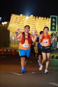 BIB: 25200, 0002
                            <button type="button" onclick="openModal(16541107)" class="btn btn-primary btn-sm float-right btn-popup" data-toggle="modal" data-target=".modal-high-quality">
                        <i class="fas fa-shopping-cart"></i> Add to Cart
                    </button>
                                            <button type="button" onclick="isThisMe(16541107, true)" class="btn btn-success btn-sm float-right btn-popup btn-isme hidden" data-toggle="tooltip" data-placement="bottom" title="นี่คือรูปของคุณใช่ไหม คลิกที่นี่เพื่อเอาเข้าอัลบั้ม">
                        <i class="fas fa-plus"></i> Add to album
                    </button>
                    <button type="button" onclick="isThisMe(16541107, false)" class="btn btn-warning btn-sm float-right btn-popup btn-isnotme hidden">
                        <i class="fas fa-ban"></i> Remove from album
                    </button>