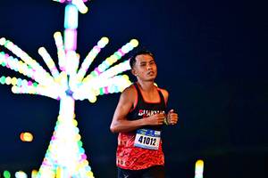 BIB: 41012
                            <button type="button" onclick="openModal(17984004)" class="btn btn-primary btn-sm float-right btn-popup" data-toggle="modal" data-target=".modal-high-quality">
                        <i class="fas fa-shopping-cart"></i> Add to Cart
                    </button>
                                            <button type="button" onclick="isThisMe(17984004, true)" class="btn btn-success btn-sm float-right btn-popup btn-isme hidden" data-toggle="tooltip" data-placement="bottom" title="นี่คือรูปของคุณใช่ไหม คลิกที่นี่เพื่อเอาเข้าอัลบั้ม">
                        <i class="fas fa-plus"></i> Add to album
                    </button>
                    <button type="button" onclick="isThisMe(17984004, false)" class="btn btn-warning btn-sm float-right btn-popup btn-isnotme hidden">
                        <i class="fas fa-ban"></i> Remove from album
                    </button>