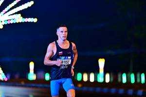 BIB: 41152
                            <button type="button" onclick="openModal(17983851)" class="btn btn-primary btn-sm float-right btn-popup" data-toggle="modal" data-target=".modal-high-quality">
                        <i class="fas fa-shopping-cart"></i> Add to Cart
                    </button>
                                            <button type="button" onclick="isThisMe(17983851, true)" class="btn btn-success btn-sm float-right btn-popup btn-isme hidden" data-toggle="tooltip" data-placement="bottom" title="นี่คือรูปของคุณใช่ไหม คลิกที่นี่เพื่อเอาเข้าอัลบั้ม">
                        <i class="fas fa-plus"></i> Add to album
                    </button>
                    <button type="button" onclick="isThisMe(17983851, false)" class="btn btn-warning btn-sm float-right btn-popup btn-isnotme hidden">
                        <i class="fas fa-ban"></i> Remove from album
                    </button>