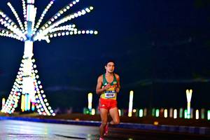 BIB: 40110
                            <button type="button" onclick="openModal(17984012)" class="btn btn-primary btn-sm float-right btn-popup" data-toggle="modal" data-target=".modal-high-quality">
                        <i class="fas fa-shopping-cart"></i> Add to Cart
                    </button>
                                            <button type="button" onclick="isThisMe(17984012, true)" class="btn btn-success btn-sm float-right btn-popup btn-isme hidden" data-toggle="tooltip" data-placement="bottom" title="นี่คือรูปของคุณใช่ไหม คลิกที่นี่เพื่อเอาเข้าอัลบั้ม">
                        <i class="fas fa-plus"></i> Add to album
                    </button>
                    <button type="button" onclick="isThisMe(17984012, false)" class="btn btn-warning btn-sm float-right btn-popup btn-isnotme hidden">
                        <i class="fas fa-ban"></i> Remove from album
                    </button>