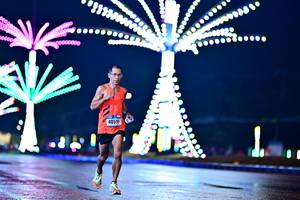 BIB: 405
                            <button type="button" onclick="openModal(17068465)" class="btn btn-primary btn-sm float-right btn-popup" data-toggle="modal" data-target=".modal-high-quality">
                        <i class="fas fa-shopping-cart"></i> Add to Cart
                    </button>
                                            <button type="button" onclick="isThisMe(17068465, true)" class="btn btn-success btn-sm float-right btn-popup btn-isme hidden" data-toggle="tooltip" data-placement="bottom" title="นี่คือรูปของคุณใช่ไหม คลิกที่นี่เพื่อเอาเข้าอัลบั้ม">
                        <i class="fas fa-plus"></i> Add to album
                    </button>
                    <button type="button" onclick="isThisMe(17068465, false)" class="btn btn-warning btn-sm float-right btn-popup btn-isnotme hidden">
                        <i class="fas fa-ban"></i> Remove from album
                    </button>