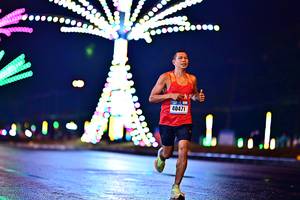 BIB: 40471
                            <button type="button" onclick="openModal(18032618)" class="btn btn-primary btn-sm float-right btn-popup" data-toggle="modal" data-target=".modal-high-quality">
                        <i class="fas fa-shopping-cart"></i> Add to Cart
                    </button>
                                            <button type="button" onclick="isThisMe(18032618, true)" class="btn btn-success btn-sm float-right btn-popup btn-isme hidden" data-toggle="tooltip" data-placement="bottom" title="นี่คือรูปของคุณใช่ไหม คลิกที่นี่เพื่อเอาเข้าอัลบั้ม">
                        <i class="fas fa-plus"></i> Add to album
                    </button>
                    <button type="button" onclick="isThisMe(18032618, false)" class="btn btn-warning btn-sm float-right btn-popup btn-isnotme hidden">
                        <i class="fas fa-ban"></i> Remove from album
                    </button>
