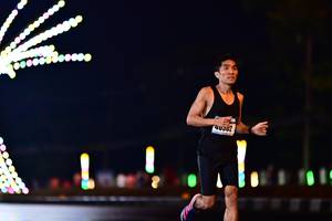BIB: 40302
                            <button type="button" onclick="openModal(17118663)" class="btn btn-primary btn-sm float-right btn-popup" data-toggle="modal" data-target=".modal-high-quality">
                        <i class="fas fa-shopping-cart"></i> Add to Cart
                    </button>
                                            <button type="button" onclick="isThisMe(17118663, true)" class="btn btn-success btn-sm float-right btn-popup btn-isme hidden" data-toggle="tooltip" data-placement="bottom" title="นี่คือรูปของคุณใช่ไหม คลิกที่นี่เพื่อเอาเข้าอัลบั้ม">
                        <i class="fas fa-plus"></i> Add to album
                    </button>
                    <button type="button" onclick="isThisMe(17118663, false)" class="btn btn-warning btn-sm float-right btn-popup btn-isnotme hidden">
                        <i class="fas fa-ban"></i> Remove from album
                    </button>