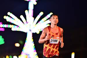 BIB: 21188
                            <button type="button" onclick="openModal(17111852)" class="btn btn-primary btn-sm float-right btn-popup" data-toggle="modal" data-target=".modal-high-quality">
                        <i class="fas fa-shopping-cart"></i> Add to Cart
                    </button>
                                            <button type="button" onclick="isThisMe(17111852, true)" class="btn btn-success btn-sm float-right btn-popup btn-isme hidden" data-toggle="tooltip" data-placement="bottom" title="นี่คือรูปของคุณใช่ไหม คลิกที่นี่เพื่อเอาเข้าอัลบั้ม">
                        <i class="fas fa-plus"></i> Add to album
                    </button>
                    <button type="button" onclick="isThisMe(17111852, false)" class="btn btn-warning btn-sm float-right btn-popup btn-isnotme hidden">
                        <i class="fas fa-ban"></i> Remove from album
                    </button>