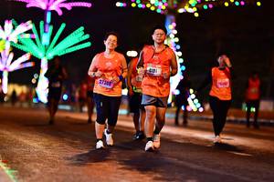BIB: 0101, 27300
                            <button type="button" onclick="openModal(18116490)" class="btn btn-primary btn-sm float-right btn-popup" data-toggle="modal" data-target=".modal-high-quality">
                        <i class="fas fa-shopping-cart"></i> Add to Cart
                    </button>
                                            <button type="button" onclick="isThisMe(18116490, true)" class="btn btn-success btn-sm float-right btn-popup btn-isme hidden" data-toggle="tooltip" data-placement="bottom" title="นี่คือรูปของคุณใช่ไหม คลิกที่นี่เพื่อเอาเข้าอัลบั้ม">
                        <i class="fas fa-plus"></i> Add to album
                    </button>
                    <button type="button" onclick="isThisMe(18116490, false)" class="btn btn-warning btn-sm float-right btn-popup btn-isnotme hidden">
                        <i class="fas fa-ban"></i> Remove from album
                    </button>