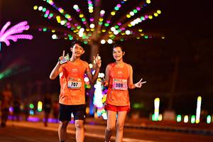 BIB: 707, 909
                            <button type="button" onclick="openModal(18119496)" class="btn btn-primary btn-sm float-right btn-popup" data-toggle="modal" data-target=".modal-high-quality">
                        <i class="fas fa-shopping-cart"></i> Add to Cart
                    </button>
                                            <button type="button" onclick="isThisMe(18119496, true)" class="btn btn-success btn-sm float-right btn-popup btn-isme hidden" data-toggle="tooltip" data-placement="bottom" title="นี่คือรูปของคุณใช่ไหม คลิกที่นี่เพื่อเอาเข้าอัลบั้ม">
                        <i class="fas fa-plus"></i> Add to album
                    </button>
                    <button type="button" onclick="isThisMe(18119496, false)" class="btn btn-warning btn-sm float-right btn-popup btn-isnotme hidden">
                        <i class="fas fa-ban"></i> Remove from album
                    </button>