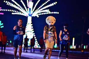 BIB: 40798, 43214
                            <button type="button" onclick="openModal(18114991)" class="btn btn-primary btn-sm float-right btn-popup" data-toggle="modal" data-target=".modal-high-quality">
                        <i class="fas fa-shopping-cart"></i> Add to Cart
                    </button>
                                            <button type="button" onclick="isThisMe(18114991, true)" class="btn btn-success btn-sm float-right btn-popup btn-isme hidden" data-toggle="tooltip" data-placement="bottom" title="นี่คือรูปของคุณใช่ไหม คลิกที่นี่เพื่อเอาเข้าอัลบั้ม">
                        <i class="fas fa-plus"></i> Add to album
                    </button>
                    <button type="button" onclick="isThisMe(18114991, false)" class="btn btn-warning btn-sm float-right btn-popup btn-isnotme hidden">
                        <i class="fas fa-ban"></i> Remove from album
                    </button>