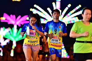 BIB: 1681, 20709
                            <button type="button" onclick="openModal(18118171)" class="btn btn-primary btn-sm float-right btn-popup" data-toggle="modal" data-target=".modal-high-quality">
                        <i class="fas fa-shopping-cart"></i> Add to Cart
                    </button>
                                            <button type="button" onclick="isThisMe(18118171, true)" class="btn btn-success btn-sm float-right btn-popup btn-isme hidden" data-toggle="tooltip" data-placement="bottom" title="นี่คือรูปของคุณใช่ไหม คลิกที่นี่เพื่อเอาเข้าอัลบั้ม">
                        <i class="fas fa-plus"></i> Add to album
                    </button>
                    <button type="button" onclick="isThisMe(18118171, false)" class="btn btn-warning btn-sm float-right btn-popup btn-isnotme hidden">
                        <i class="fas fa-ban"></i> Remove from album
                    </button>
