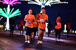 BIB: 0131, 21686, 27300
                            <button type="button" onclick="openModal(18116501)" class="btn btn-primary btn-sm float-right btn-popup" data-toggle="modal" data-target=".modal-high-quality">
                        <i class="fas fa-shopping-cart"></i> Add to Cart
                    </button>
                                            <button type="button" onclick="isThisMe(18116501, true)" class="btn btn-success btn-sm float-right btn-popup btn-isme hidden" data-toggle="tooltip" data-placement="bottom" title="นี่คือรูปของคุณใช่ไหม คลิกที่นี่เพื่อเอาเข้าอัลบั้ม">
                        <i class="fas fa-plus"></i> Add to album
                    </button>
                    <button type="button" onclick="isThisMe(18116501, false)" class="btn btn-warning btn-sm float-right btn-popup btn-isnotme hidden">
                        <i class="fas fa-ban"></i> Remove from album
                    </button>