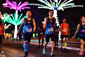 BIB: 42011, 42345
                            <button type="button" onclick="openModal(18117722)" class="btn btn-primary btn-sm float-right btn-popup" data-toggle="modal" data-target=".modal-high-quality">
                        <i class="fas fa-shopping-cart"></i> Add to Cart
                    </button>
                                            <button type="button" onclick="isThisMe(18117722, true)" class="btn btn-success btn-sm float-right btn-popup btn-isme hidden" data-toggle="tooltip" data-placement="bottom" title="นี่คือรูปของคุณใช่ไหม คลิกที่นี่เพื่อเอาเข้าอัลบั้ม">
                        <i class="fas fa-plus"></i> Add to album
                    </button>
                    <button type="button" onclick="isThisMe(18117722, false)" class="btn btn-warning btn-sm float-right btn-popup btn-isnotme hidden">
                        <i class="fas fa-ban"></i> Remove from album
                    </button>