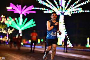 BIB: 41960
                            <button type="button" onclick="openModal(18116413)" class="btn btn-primary btn-sm float-right btn-popup" data-toggle="modal" data-target=".modal-high-quality">
                        <i class="fas fa-shopping-cart"></i> Add to Cart
                    </button>
                                            <button type="button" onclick="isThisMe(18116413, true)" class="btn btn-success btn-sm float-right btn-popup btn-isme hidden" data-toggle="tooltip" data-placement="bottom" title="นี่คือรูปของคุณใช่ไหม คลิกที่นี่เพื่อเอาเข้าอัลบั้ม">
                        <i class="fas fa-plus"></i> Add to album
                    </button>
                    <button type="button" onclick="isThisMe(18116413, false)" class="btn btn-warning btn-sm float-right btn-popup btn-isnotme hidden">
                        <i class="fas fa-ban"></i> Remove from album
                    </button>