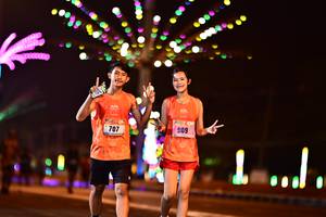 BIB: 909, 707
                            <button type="button" onclick="openModal(17502930)" class="btn btn-primary btn-sm float-right btn-popup" data-toggle="modal" data-target=".modal-high-quality">
                        <i class="fas fa-shopping-cart"></i> Add to Cart
                    </button>
                                            <button type="button" onclick="isThisMe(17502930, true)" class="btn btn-success btn-sm float-right btn-popup btn-isme hidden" data-toggle="tooltip" data-placement="bottom" title="นี่คือรูปของคุณใช่ไหม คลิกที่นี่เพื่อเอาเข้าอัลบั้ม">
                        <i class="fas fa-plus"></i> Add to album
                    </button>
                    <button type="button" onclick="isThisMe(17502930, false)" class="btn btn-warning btn-sm float-right btn-popup btn-isnotme hidden">
                        <i class="fas fa-ban"></i> Remove from album
                    </button>