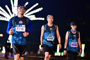 BIB: 41746, 43060, 44592
                            <button type="button" onclick="openModal(17503537)" class="btn btn-primary btn-sm float-right btn-popup" data-toggle="modal" data-target=".modal-high-quality">
                        <i class="fas fa-shopping-cart"></i> Add to Cart
                    </button>
                                            <button type="button" onclick="isThisMe(17503537, true)" class="btn btn-success btn-sm float-right btn-popup btn-isme hidden" data-toggle="tooltip" data-placement="bottom" title="นี่คือรูปของคุณใช่ไหม คลิกที่นี่เพื่อเอาเข้าอัลบั้ม">
                        <i class="fas fa-plus"></i> Add to album
                    </button>
                    <button type="button" onclick="isThisMe(17503537, false)" class="btn btn-warning btn-sm float-right btn-popup btn-isnotme hidden">
                        <i class="fas fa-ban"></i> Remove from album
                    </button>