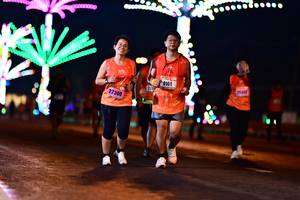 BIB: 0101, 27300
                            <button type="button" onclick="openModal(17493884)" class="btn btn-primary btn-sm float-right btn-popup" data-toggle="modal" data-target=".modal-high-quality">
                        <i class="fas fa-shopping-cart"></i> Add to Cart
                    </button>
                                            <button type="button" onclick="isThisMe(17493884, true)" class="btn btn-success btn-sm float-right btn-popup btn-isme hidden" data-toggle="tooltip" data-placement="bottom" title="นี่คือรูปของคุณใช่ไหม คลิกที่นี่เพื่อเอาเข้าอัลบั้ม">
                        <i class="fas fa-plus"></i> Add to album
                    </button>
                    <button type="button" onclick="isThisMe(17493884, false)" class="btn btn-warning btn-sm float-right btn-popup btn-isnotme hidden">
                        <i class="fas fa-ban"></i> Remove from album
                    </button>