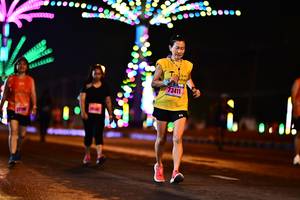 BIB: 3411
                            <button type="button" onclick="openModal(17496642)" class="btn btn-primary btn-sm float-right btn-popup" data-toggle="modal" data-target=".modal-high-quality">
                        <i class="fas fa-shopping-cart"></i> Add to Cart
                    </button>
                                            <button type="button" onclick="isThisMe(17496642, true)" class="btn btn-success btn-sm float-right btn-popup btn-isme hidden" data-toggle="tooltip" data-placement="bottom" title="นี่คือรูปของคุณใช่ไหม คลิกที่นี่เพื่อเอาเข้าอัลบั้ม">
                        <i class="fas fa-plus"></i> Add to album
                    </button>
                    <button type="button" onclick="isThisMe(17496642, false)" class="btn btn-warning btn-sm float-right btn-popup btn-isnotme hidden">
                        <i class="fas fa-ban"></i> Remove from album
                    </button>
