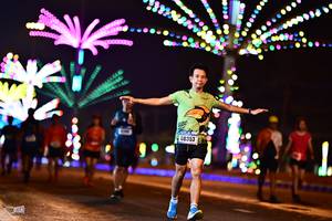 BIB: 40353
                            <button type="button" onclick="openModal(17501629)" class="btn btn-primary btn-sm float-right btn-popup" data-toggle="modal" data-target=".modal-high-quality">
                        <i class="fas fa-shopping-cart"></i> Add to Cart
                    </button>
                                            <button type="button" onclick="isThisMe(17501629, true)" class="btn btn-success btn-sm float-right btn-popup btn-isme hidden" data-toggle="tooltip" data-placement="bottom" title="นี่คือรูปของคุณใช่ไหม คลิกที่นี่เพื่อเอาเข้าอัลบั้ม">
                        <i class="fas fa-plus"></i> Add to album
                    </button>
                    <button type="button" onclick="isThisMe(17501629, false)" class="btn btn-warning btn-sm float-right btn-popup btn-isnotme hidden">
                        <i class="fas fa-ban"></i> Remove from album
                    </button>